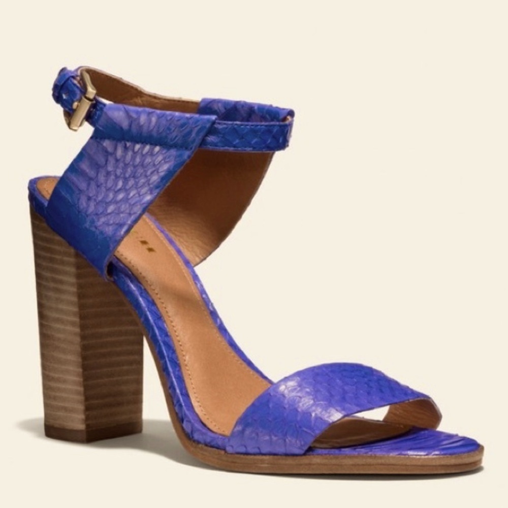 GU Coach “Lacey Solid Snake” Block Heels